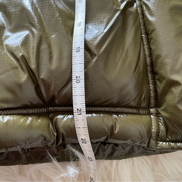 GAP WOMEN'S OLIVE GREEN UPCYCLED CROPPED MIDWEIGHT PUFFER JACKET ORG. $148 - Picture 10 of 10